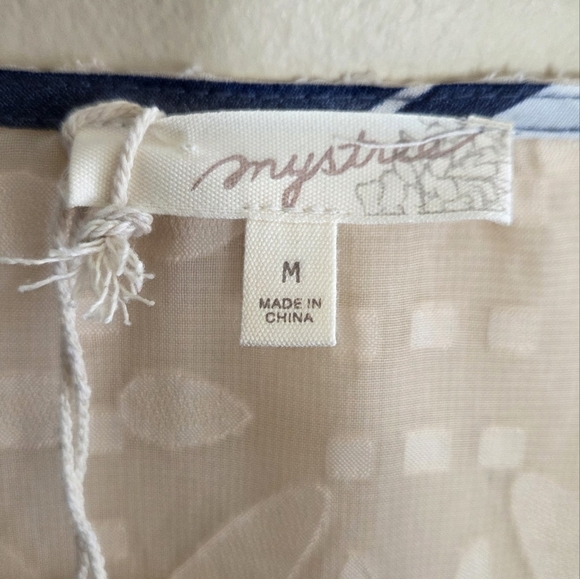 NWT Mystree | Mixed Material Blouse Dark Blue Front Sheer Textured Back Medium - Picture 3 of 6
